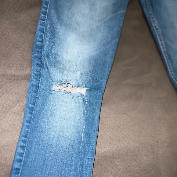 Hollister Crop Jeans Size 5 - Picture 5 of 7